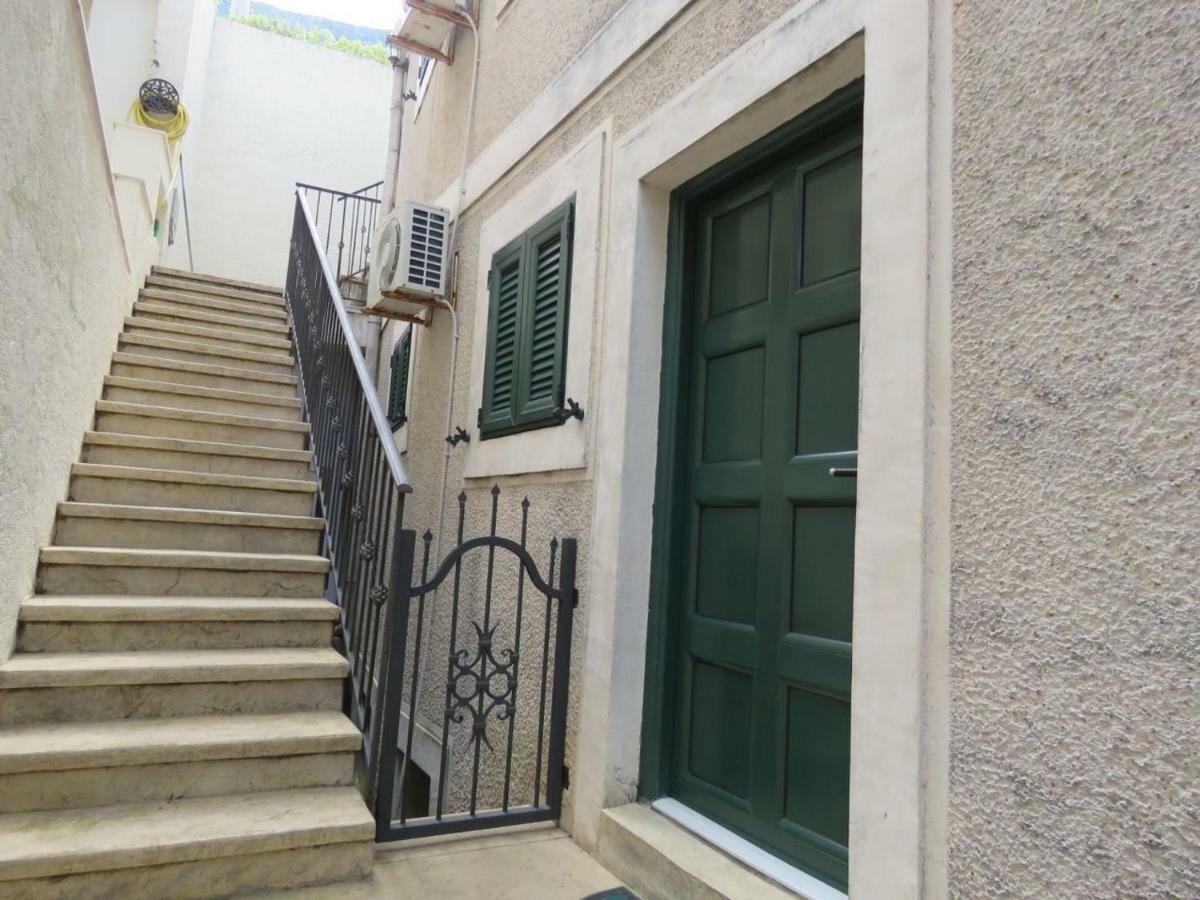Apartmani Jasmina Κότορ Εξωτερικό φωτογραφία